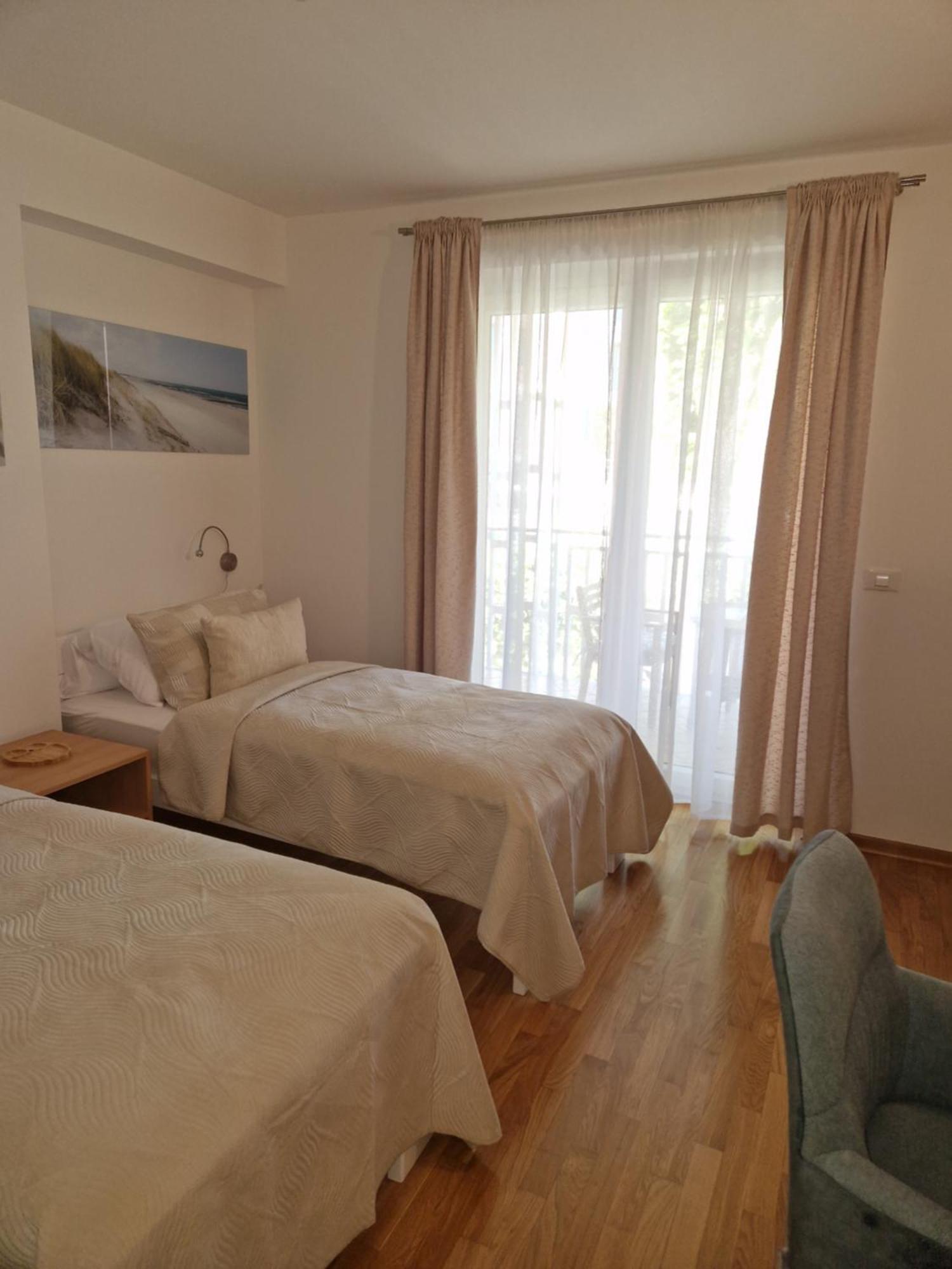 Room 211 - Aparthotel Jadranka بورتوروز الغرفة الصورة
