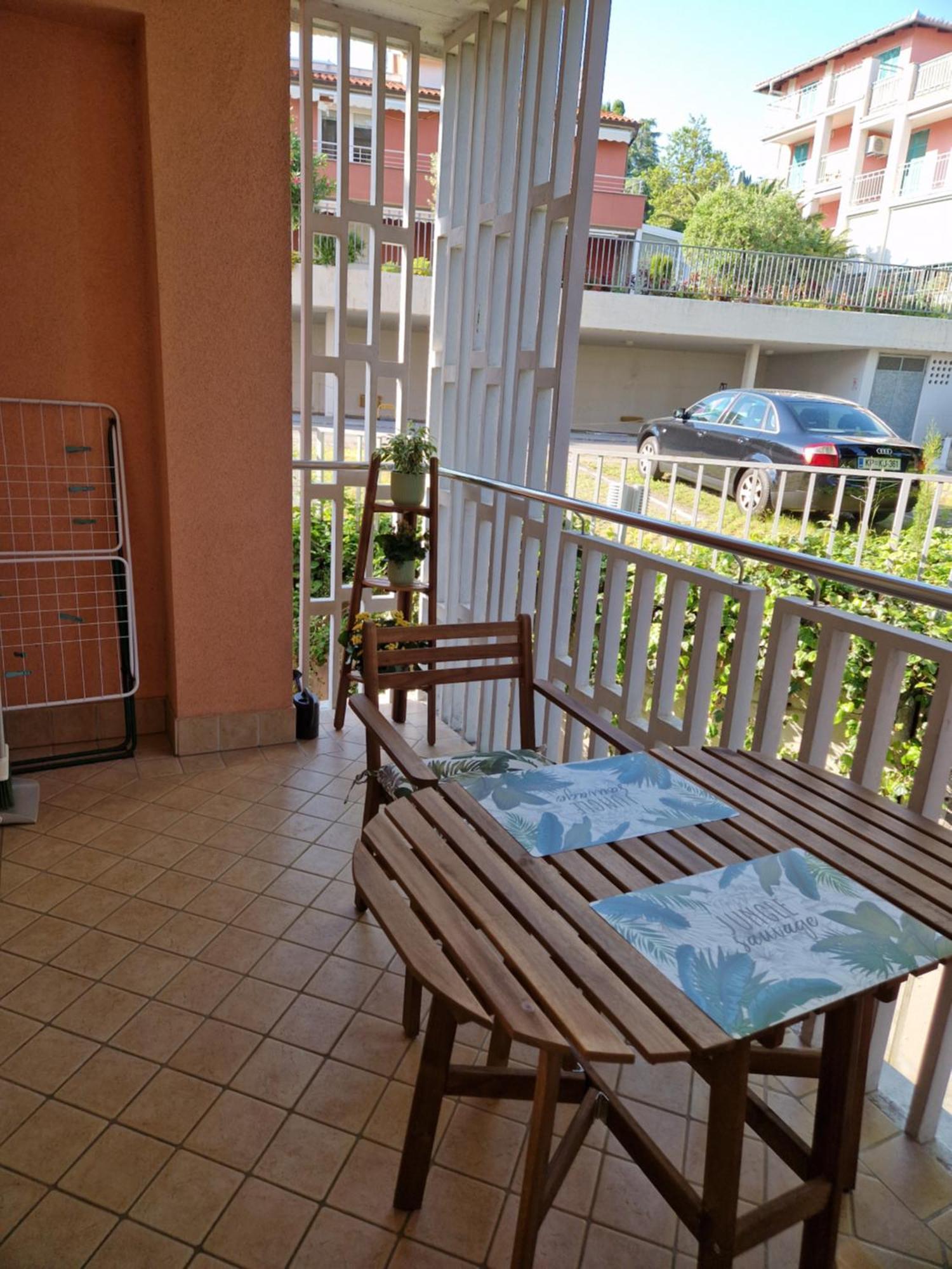 Room 211 - Aparthotel Jadranka بورتوروز الغرفة الصورة